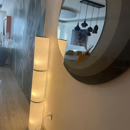 Apartment Chic, Luxury & Spacious F4 In Old Town Ac *